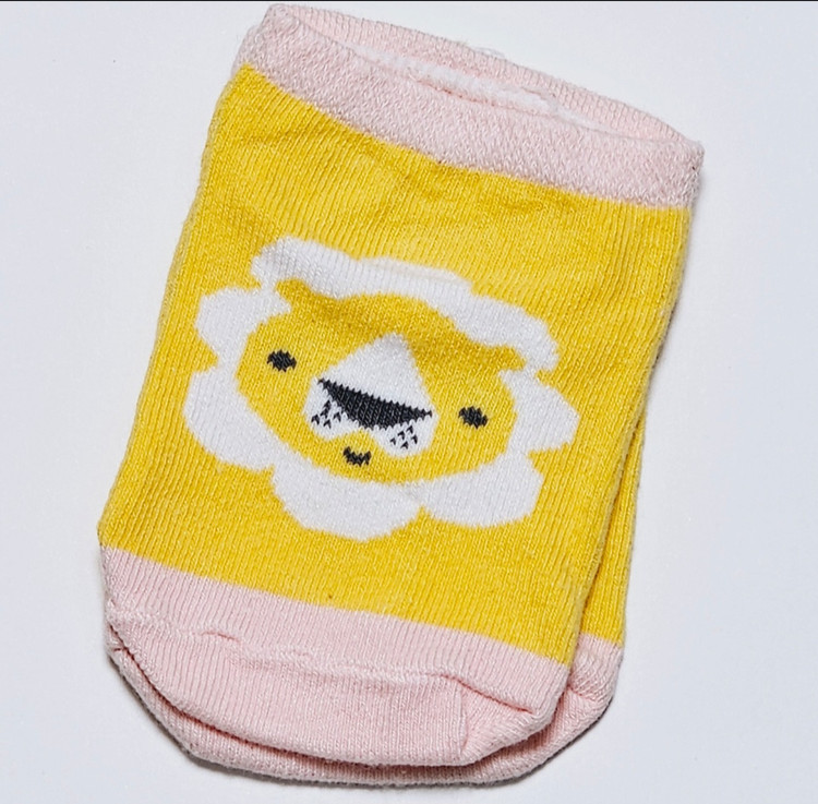 جوراب طرخدار بچگانه