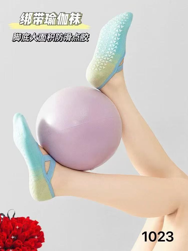 «جوراب پیلاتس بنددار ورزشی»