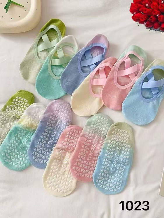 «جوراب یوگا ضد لغزش زنانه رنگی»