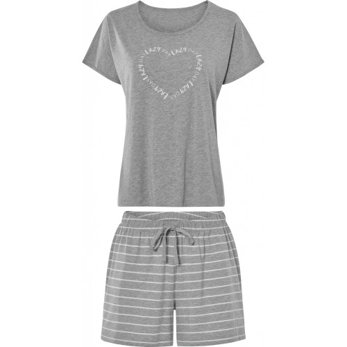 لباس راحتی اسمارا آلمان